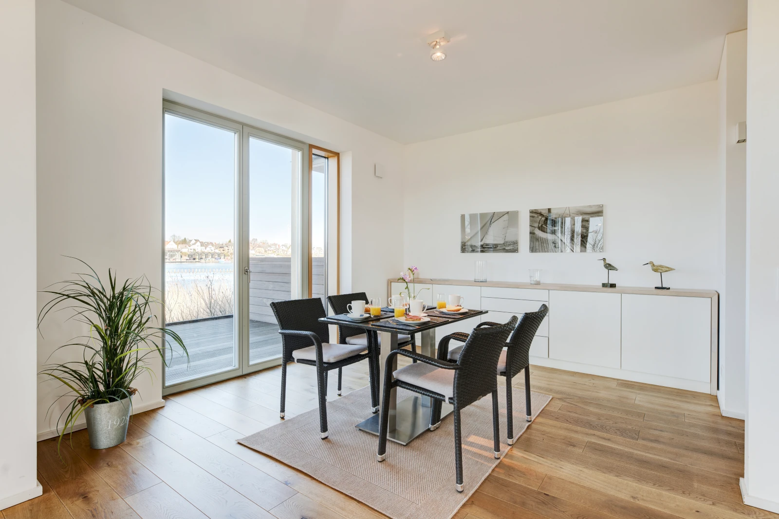Lotsenhaus 12 mit Schleiblick
