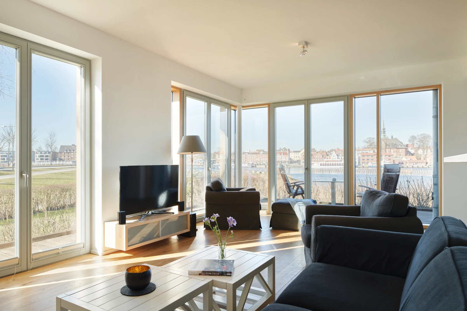 Lotsenhaus 12 mit Schleiblick