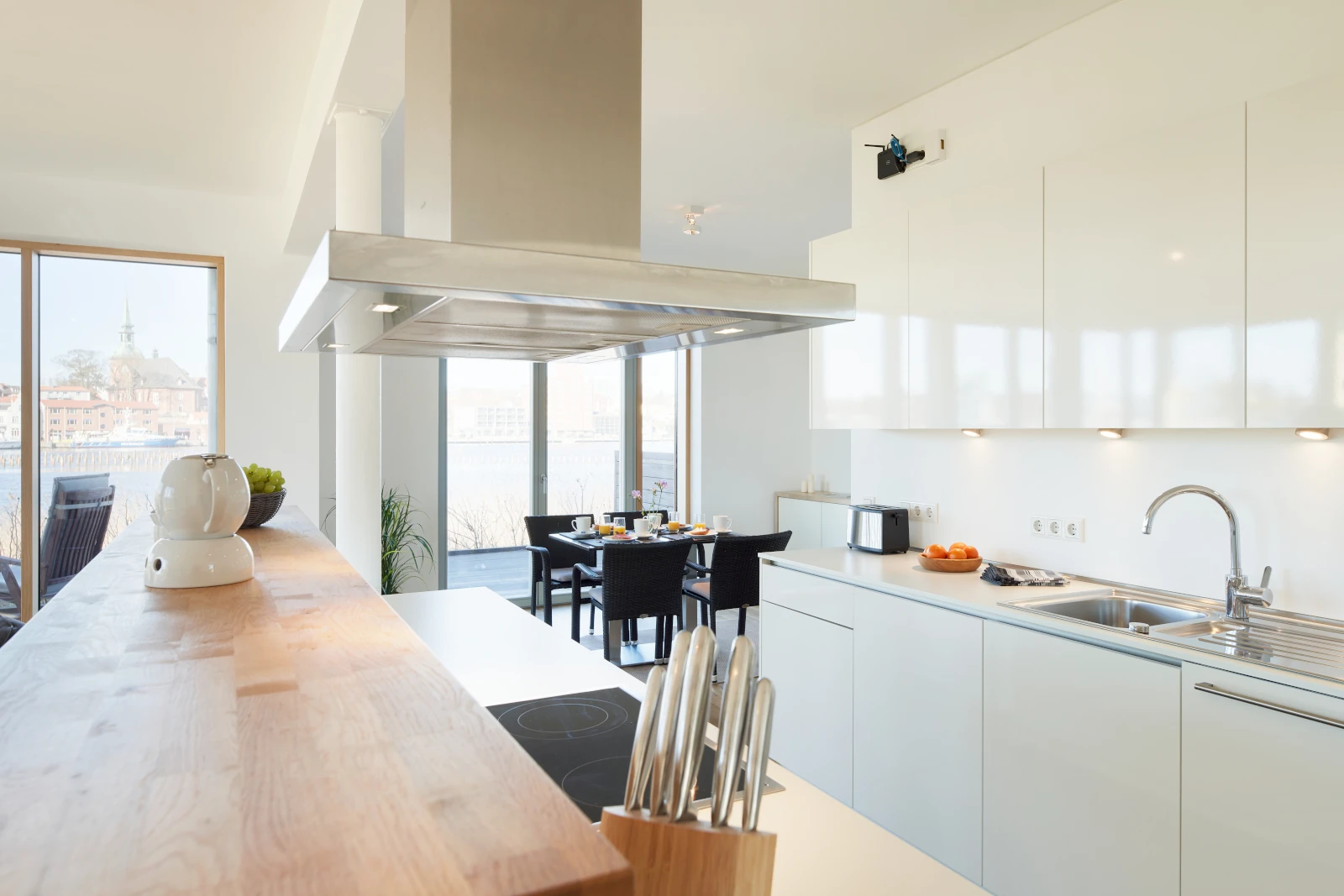Lotsenhaus 12 mit Schleiblick