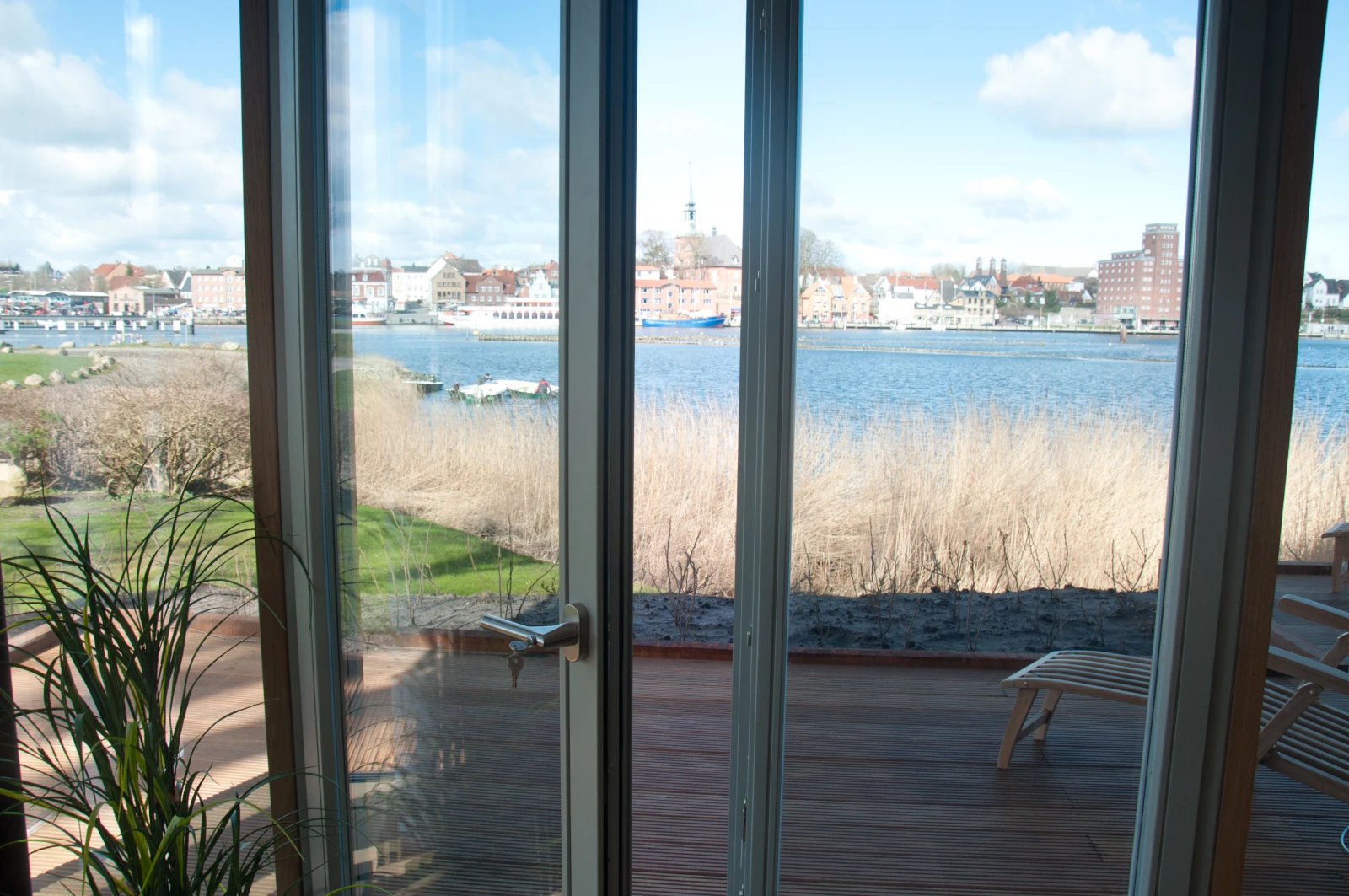 Lotsenhaus 12 mit Schleiblick